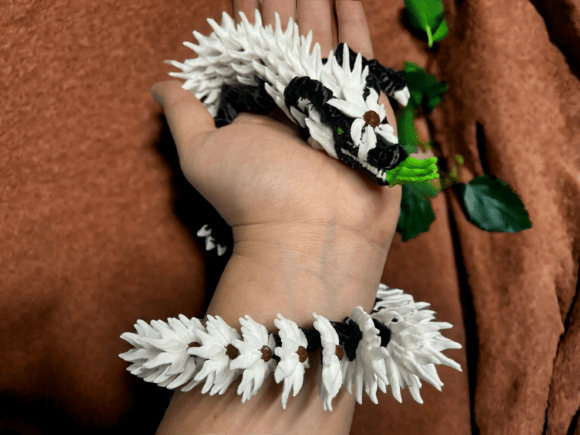 The Articulated Flower Dragon: Bridging Digital Craftsmanship and Tactile Mindfulness